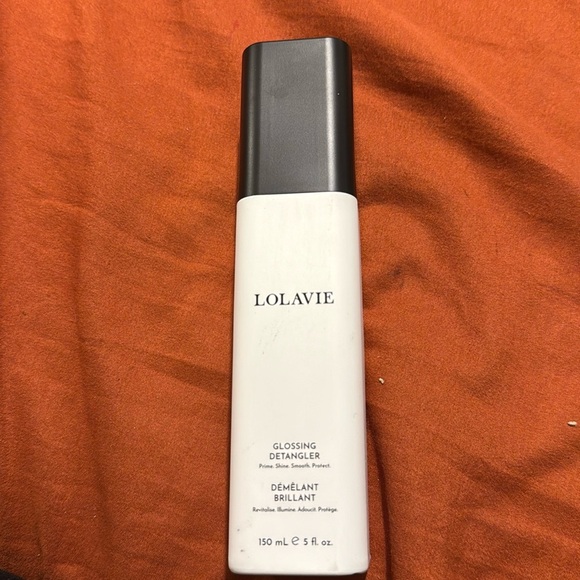 Lolavie Glossing Detangler - Picture 1 of 5